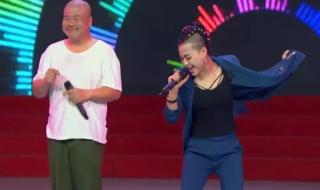 二人转正戏马前泼水 二人转正戏马前泼水